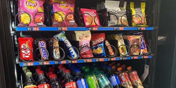 Бесплатно устанавливаем кофейные вендинг автоматы в СПб